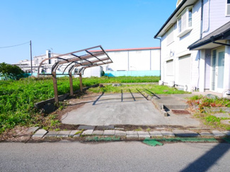 【駐車場】 | 茂原市粟生野　中古戸建 | 平成6年1月築 3SLDK  シテムキッチン ユニットバス 田園地帯で自然豊かな閑静な立地