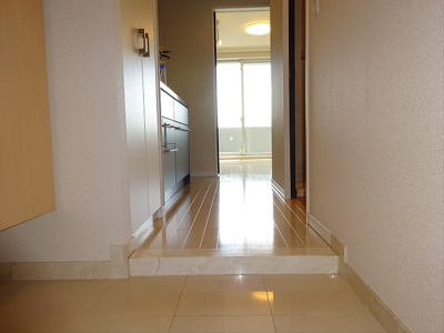 【玄関】 | コンフォリア笹塚