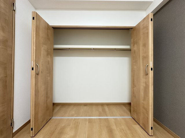 メゾンドール朝霧の収納