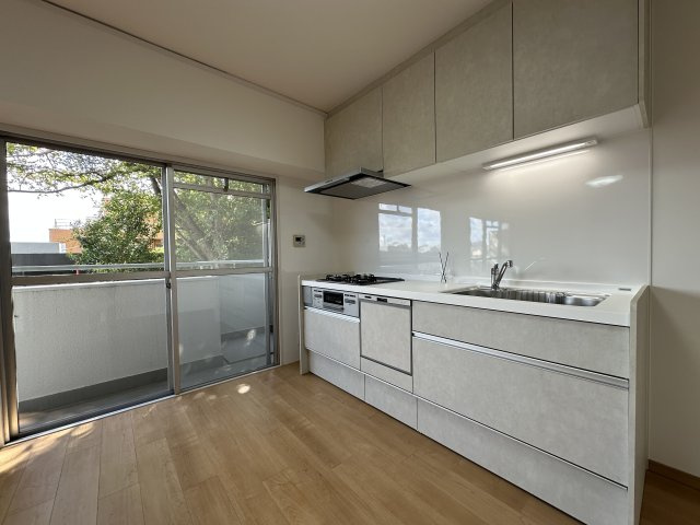 メゾンドール朝霧のキッチン