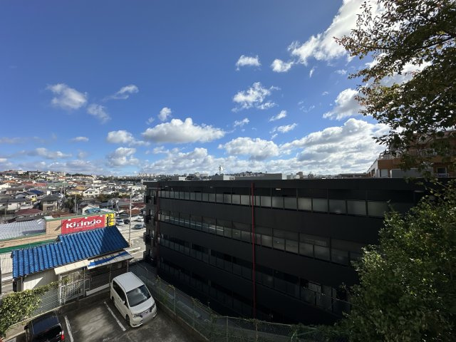 メゾンドール朝霧の展望