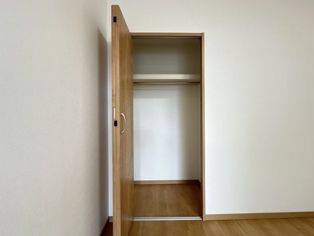 メゾンドール朝霧の収納