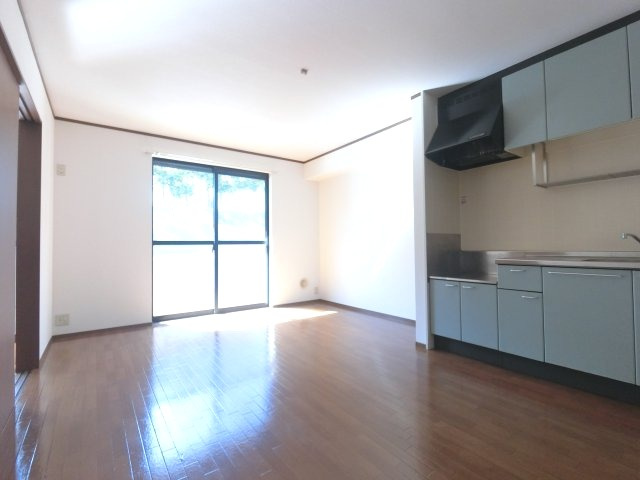 【居間・リビング】