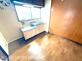 【キッチン】 | 川西市東畦野２丁目中古テラスハウス | ダイニングキッチンは約5.3帖です♪シンプルキッチンです！！