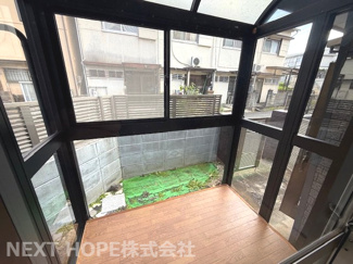 【内装】 | 川西市東畦野２丁目中古テラスハウス | １階にはサンルームがございます♪