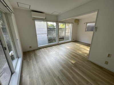 【居間・リビング】 | 本牧町２丁目貸戸建