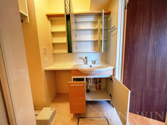 蒼い館の洗面所|イメージ（同建物内別部屋の写真です）