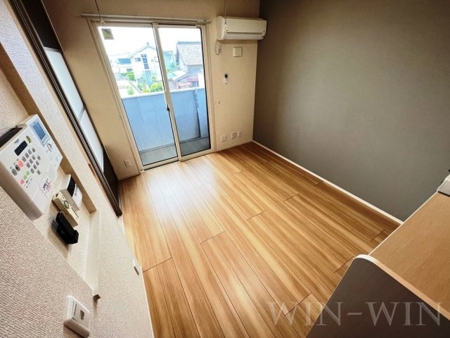 蒼い館の居間・リビング|イメージ（同建物内別部屋の写真です）