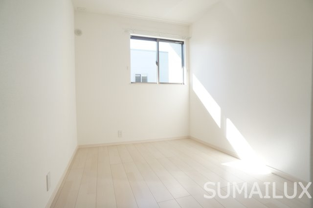 リュミエールB棟の洋室