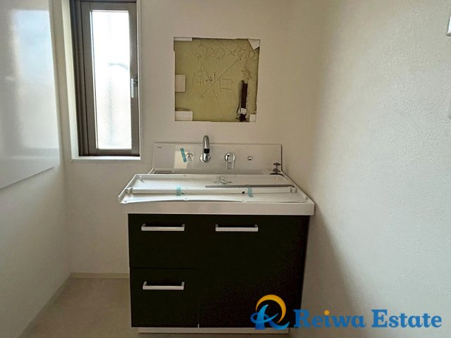 マイメゾン茅ヶ崎本村の独立洗面台