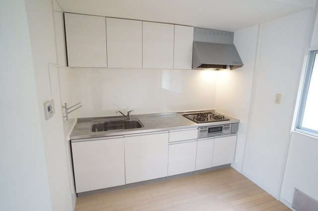 西宝仁川マンションのキッチン