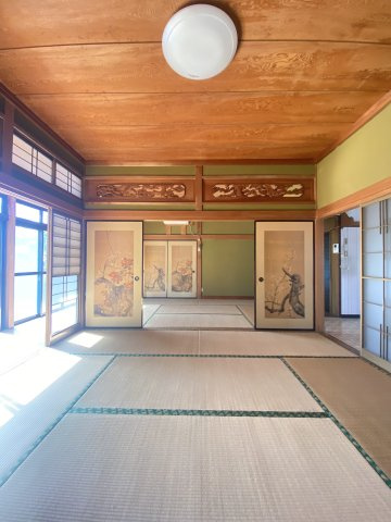 【和室】 | 大牟田市歴木 | ☆南側の縁側とつながる陽当たり良好・明るい1階二間続きの和室☆