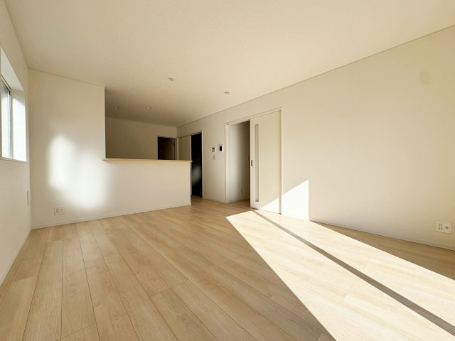 新築戸建・新築建売　須賀川市日向町【制振装置搭載】西袋一小・西袋中の居間・リビング