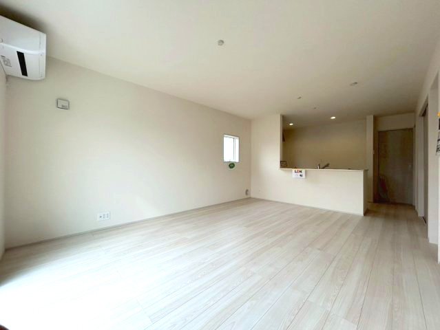 新築戸建　長野市三本柳東の居間・リビング