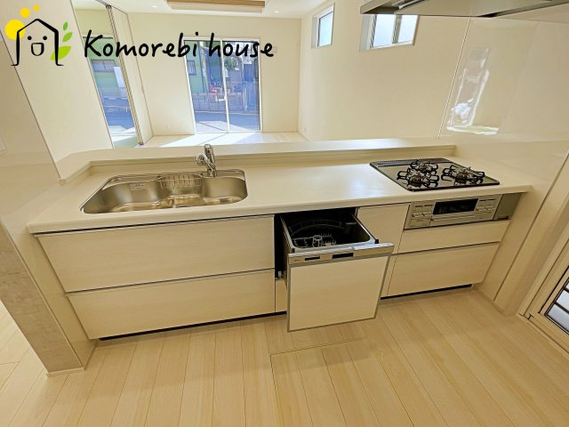 北本市東間5丁目　3期　新築一戸建て　ブルーミングガーデン 01のキッチン|26.2.21撮影済み