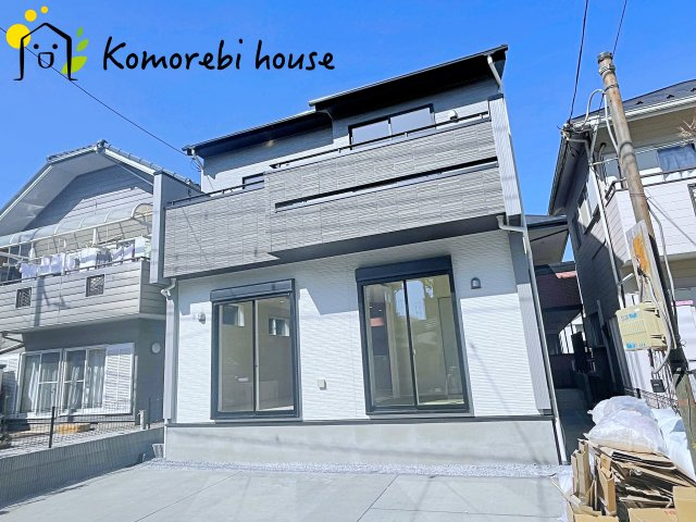 北本市東間5丁目　3期　新築一戸建て　ブルーミングガーデン 01