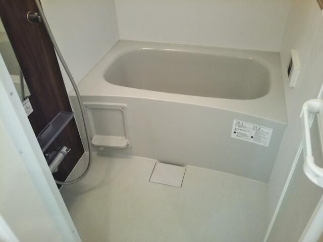 Serena Machiya Ⅱの浴室