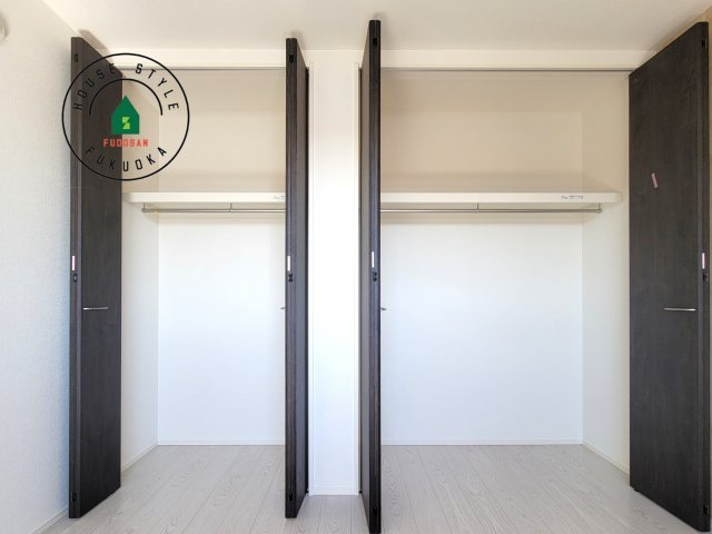 福岡市早良区原4丁目第1-2棟（1号棟）の内観：施工例|大きなスペースがあり、収納には困りません。