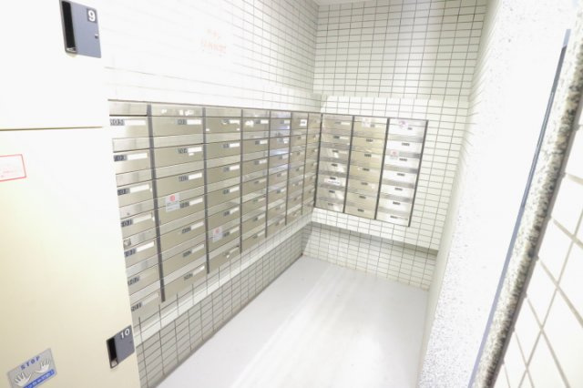 プライムアーバン月島の設備|メールボックス　※参考写真