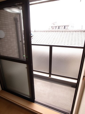 【バルコニー】 | フルリール | バルコニーです。