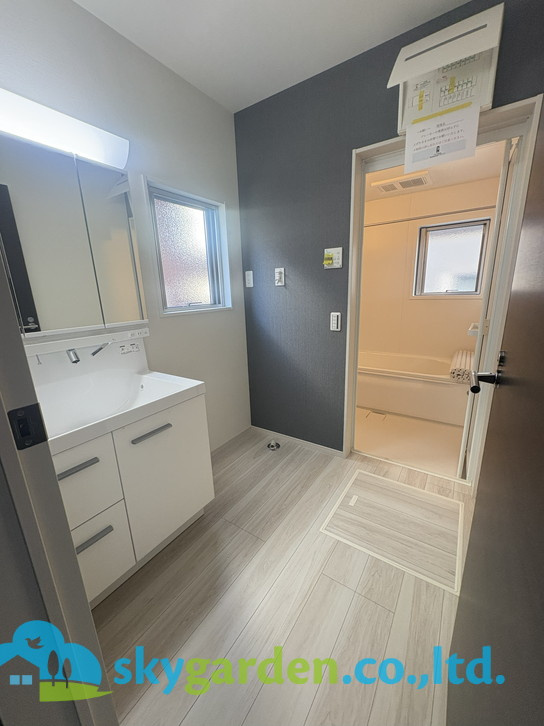 藤沢市善行1期　新築戸建　全3棟1号棟の脱衣所