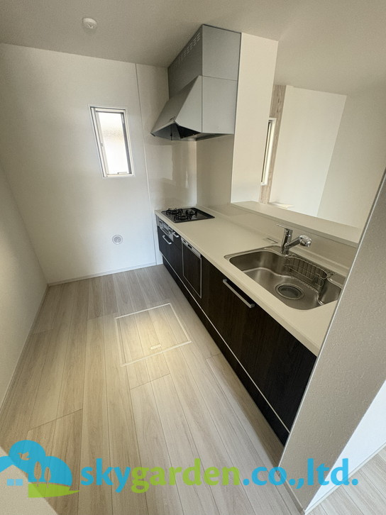 藤沢市善行1期　新築戸建　全3棟1号棟のキッチン|お料理しやすいキッチンです