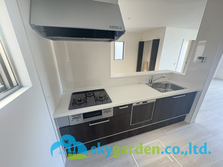 藤沢市善行1期　新築戸建　全3棟1号棟のキッチン|キッチンでお料理をお楽しみください