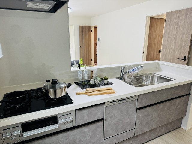 八王子市　川口町　新築一戸建て　２３ー３期のキッチン|～使い勝手の良いシステムキッチン～