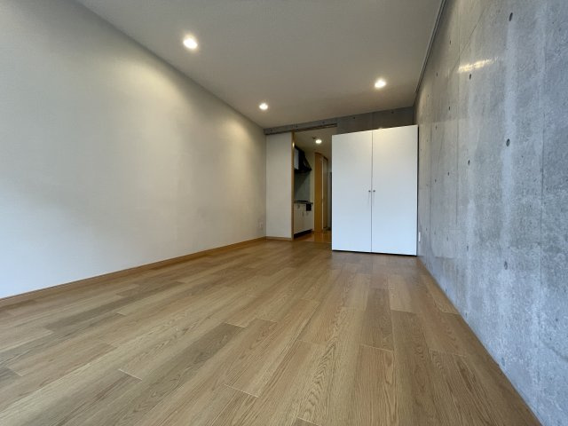 川崎市麻生区細山５丁目の賃貸マンションの居間・リビング