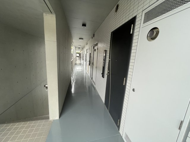 川崎市麻生区細山５丁目の賃貸マンションのロビー