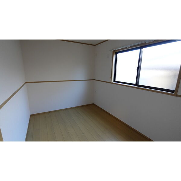 入間郡三芳町大字藤久保の倉庫