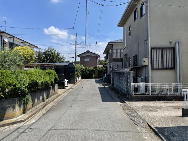 泉区上飯田町 中古戸建 2980万円の前面道路含む現地写真