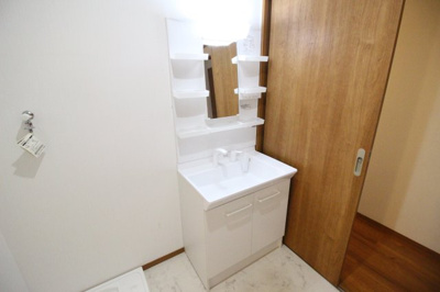 【独立洗面台】 | Le repos