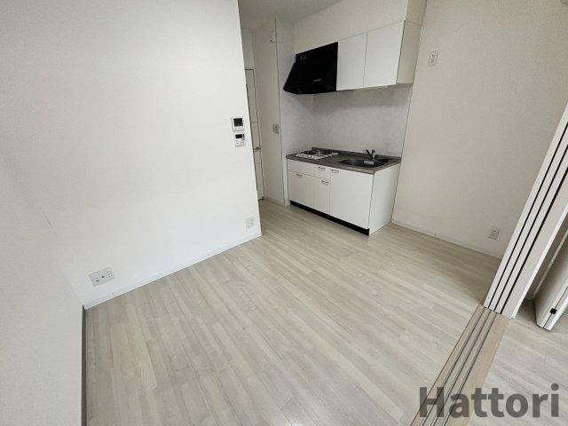 RIDGEガーデン江坂Ⅱの居間・リビング