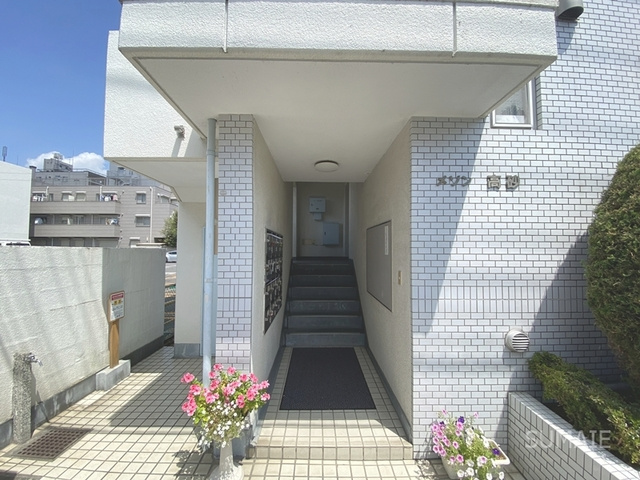メゾン高砂のエントランス|入口です