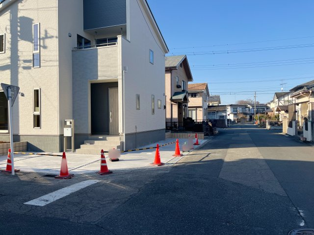 【前面道路含む現地写真】 | 嵐山町志賀第2  LiveleGarden.s　新築戸建　全1棟  1号棟
