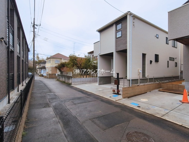 所沢市小手指元町2丁目・全8棟　新築一戸建　8号棟の前面道路含む現地写真|現地写真（2026年3月16日撮影）