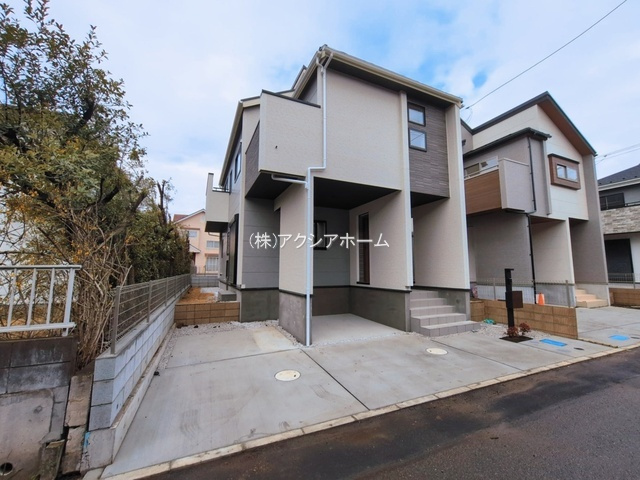 所沢市小手指元町2丁目・全8棟　新築一戸建　8号棟の駐車場|現地写真（2026年3月16日撮影）