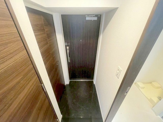 ザ・ロイヤルの玄関