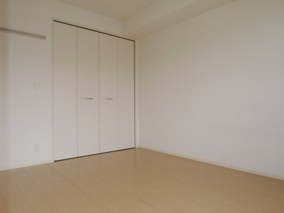 【寝室】 | メゾンドボヌール秀A棟