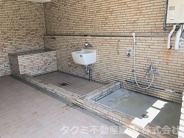 パルメーラ垂水ヒルズのその他共用部分|ワンちゃんの足洗い場です♪