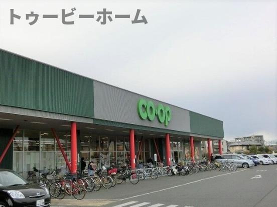 ホワイトパレスの周辺