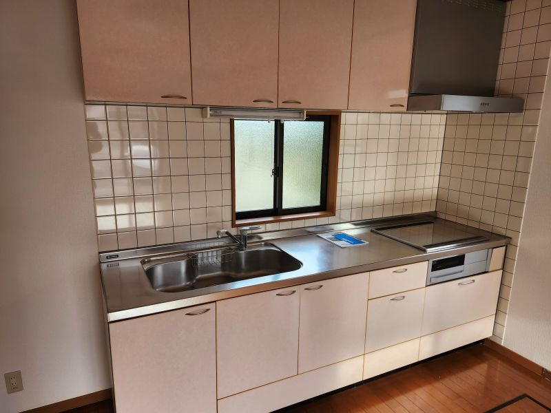 王塚戸建賃貸住宅Aのキッチン|使いやすいキッチンです