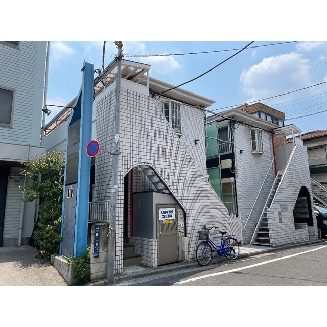 メゾンクレセールの外観