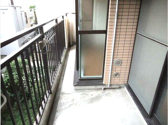 【バルコニー】