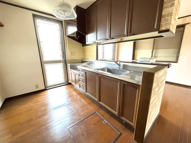 西岐波白土のキッチン