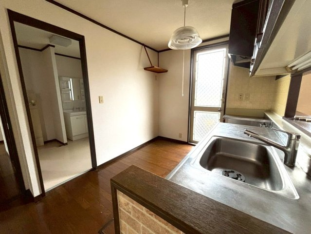 西岐波白土のキッチン