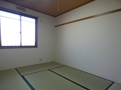 【和室】 | ファミール東琴芝 | 和室ならではの温かな和の空間で寛ぎの時間を過ごせます