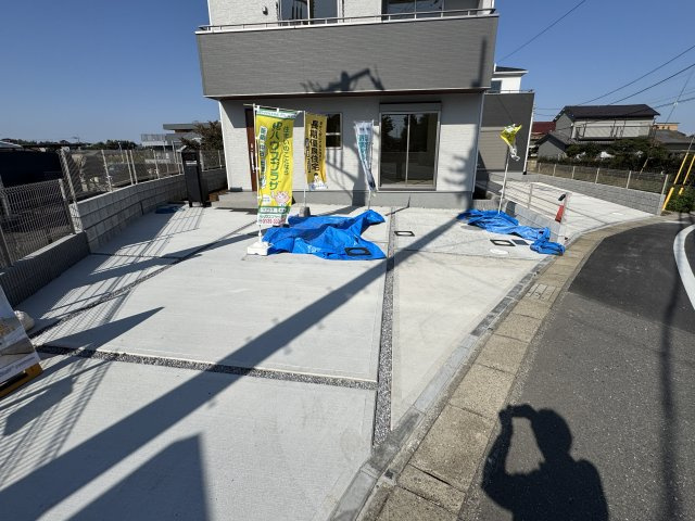 市川市柏井町４丁目新築戸建（柏井町２期）の駐車場|1号棟駐車スペース・並列2台駐車可