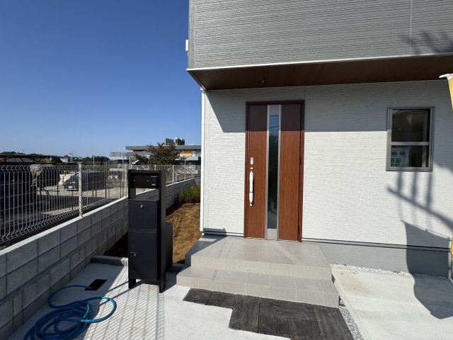 市川市柏井町４丁目新築戸建（柏井町２期）のエントランス|エントランス・玄関ポーチ